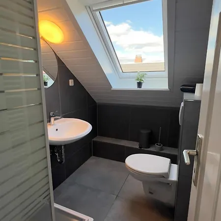 Mit Privatparkplatz Nahe Innenstadt * Neumünster