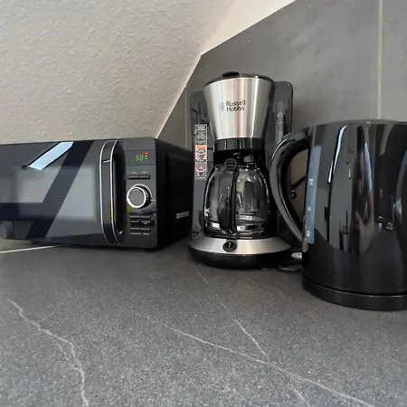 Apartamento Mit Privatparkplatz Nahe Innenstadt Neumünster